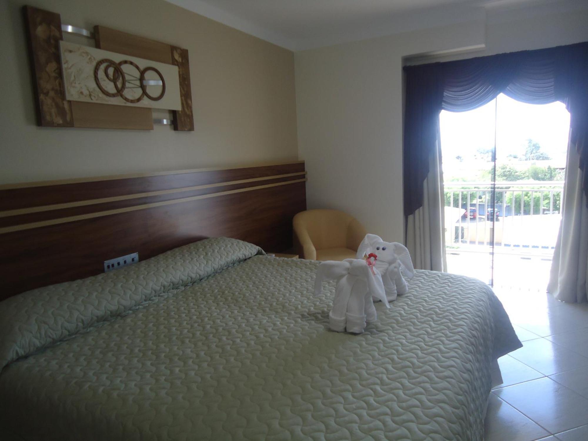 Hotel Dom Baroni グアラプアバ エクステリア 写真